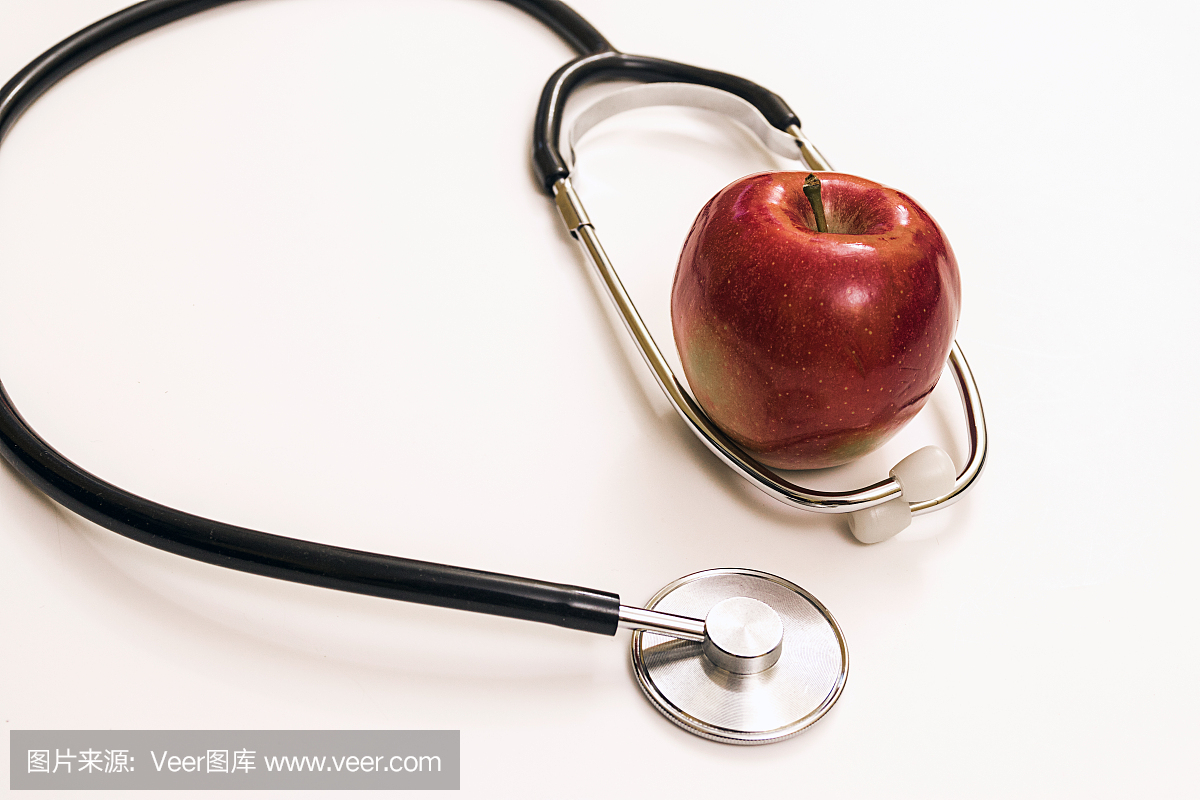 苹果概念听诊器,用于饮食、保健、营养或医疗保险