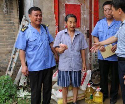 暴雨无情人有情 --新乡市食药监局保障灾后饮食用药安全_行业要闻_食安中国网